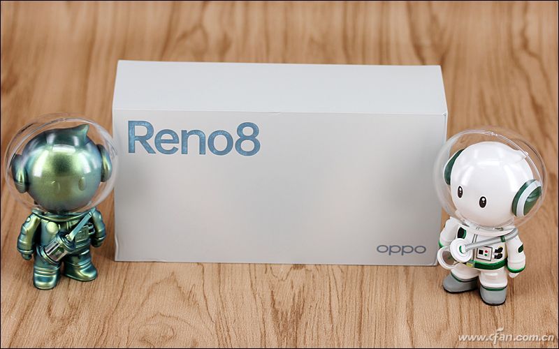 双芯加持的专业人像手机！OPPO Reno8 Pro+评测