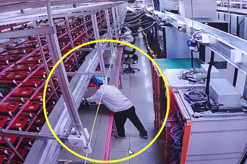 上海一男子离职未成携砖块砸公司7台电脑，被警方刑事拘留